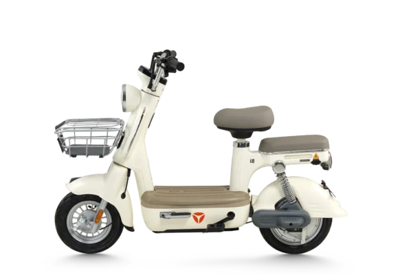 xe may dien yadea I8 trang sua